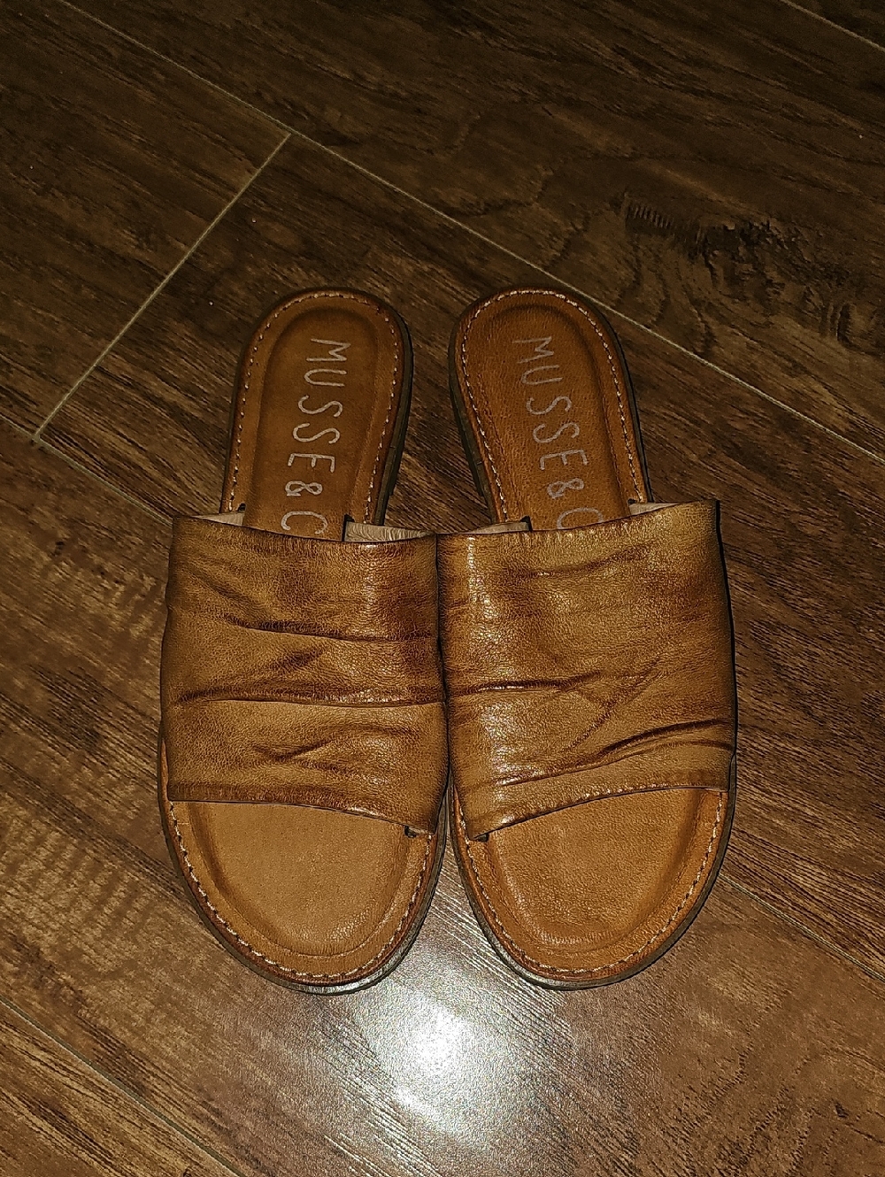 Musse & Cloud Cognac Leather Slide Sandals